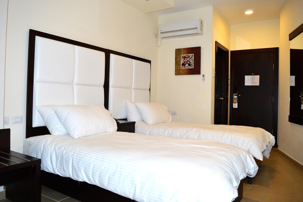 Taybeh Golden Hotel Ramallah Luaran gambar